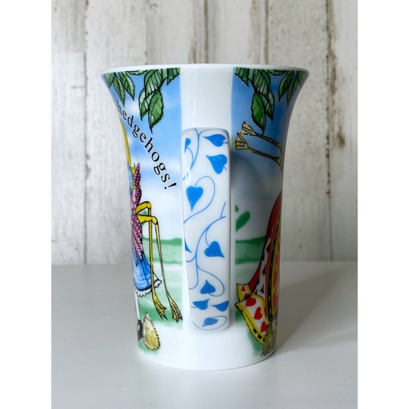 Alice in Wonderland Café by Paul Cardew mug - Picture 4 of 10